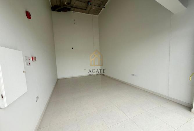 967404 - Property Image 2