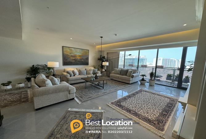 878486 - Property Image 2