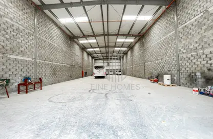 مستودع - استوديو - 1 حمام للايجار في راس زوييد - المحافظة الجنوبية