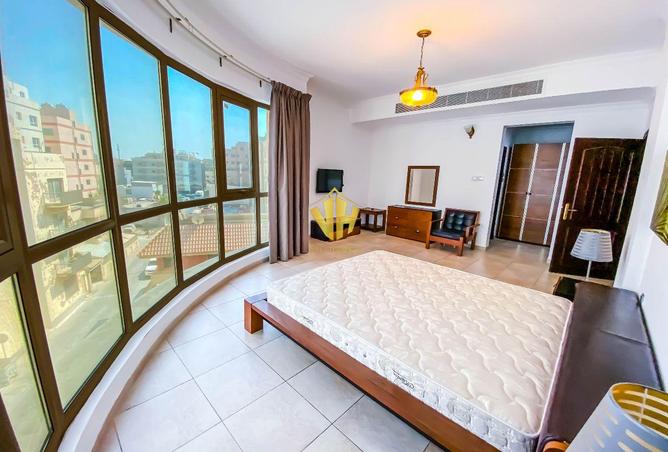 988530 - Property Main Image