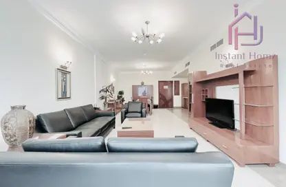 Apartment - 2 Bedrooms - 2 Bathrooms for rent in Al Juffair - Capital Governorate