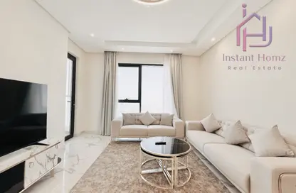 Apartment - 3 Bedrooms - 3 Bathrooms for rent in Al Juffair - Capital Governorate