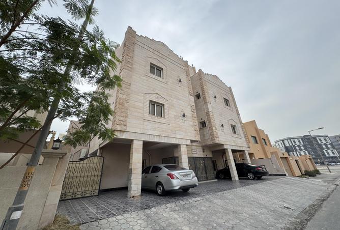 947065 - Property Image 3