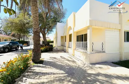Villa - 4 Bedrooms - 4 Bathrooms for rent in Saar - Northern Governorate