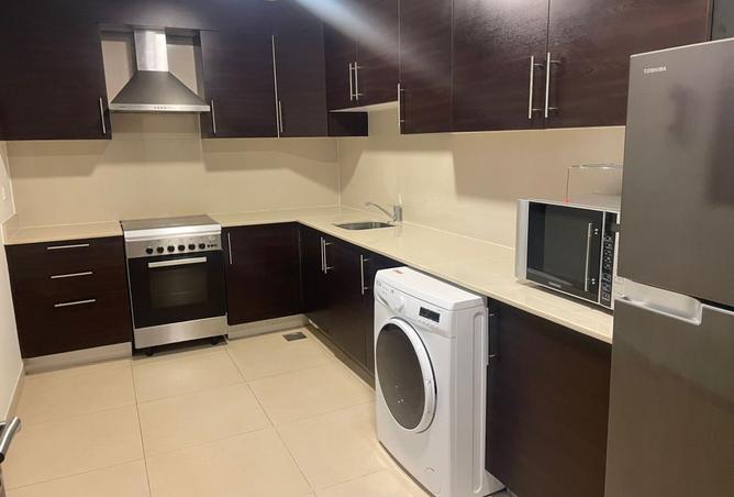 960207 - Property Image 2