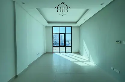 Apartment - 2 Bedrooms - 2 Bathrooms for rent in Seef - Capital Governorate Apartment - 2 Bedrooms - 2 Bathrooms for rent in Seef - Capital Governorate