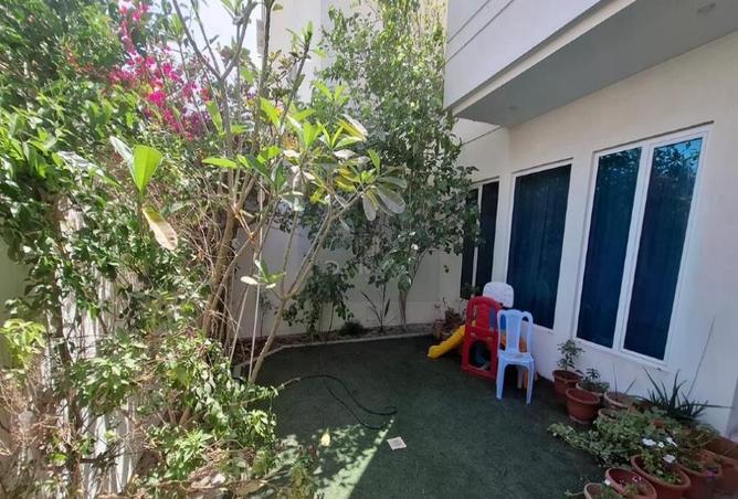 964396 - Property Image 2