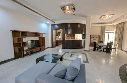 Villa - 3 Bedrooms - 5 Bathrooms for rent in Hamala - Northern Governorate
