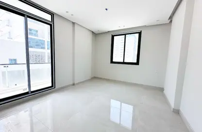 Apartment - 4 Bedrooms - 4 Bathrooms for sale in Hidd - Muharraq Governorate