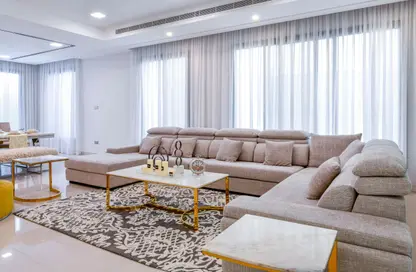 فيلا - 4 غرف نوم - 5 حمامات للايجار في توبلي - المحافظة الوسطى