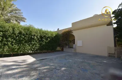 فيلا - 3 غرف نوم - 4 حمامات للايجار في الجنبية - المحافظة الشمالية