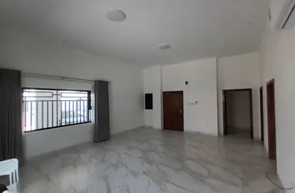 Apartment - 2 Bedrooms - 2 Bathrooms for rent in Saar - Northern Governorate