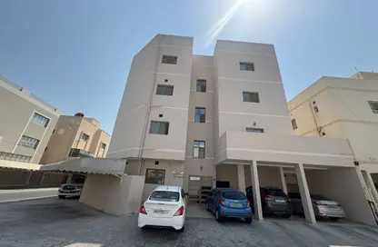 Apartment - 2 Bedrooms - 2 Bathrooms for rent in Galali - Muharraq Governorate