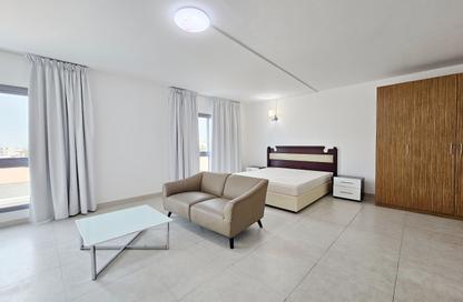 Apartment - Studio - 1 Bathroom for rent in Al Juffair - Capital Governorate