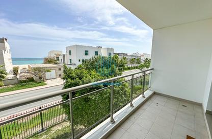 Apartment - 2 Bedrooms - 2 Bathrooms for sale in Tala Island - Amwaj Islands - Muharraq Governorate