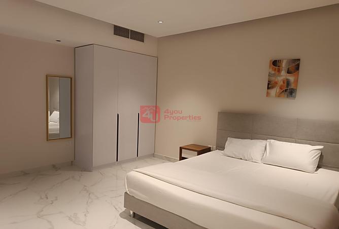 890024 - Property Image 2