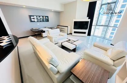 Apartment - 2 Bedrooms - 3 Bathrooms for rent in Al Juffair - Capital Governorate