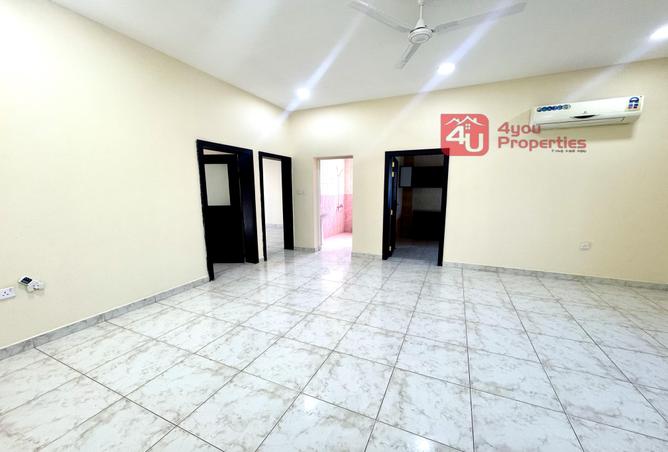 990208 - Property Image 2