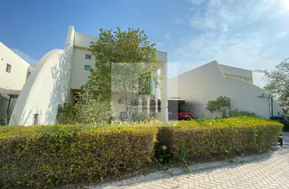 Villa - 3 Bedrooms - 4 Bathrooms for rent in Durrat Al Bahrain - Southern Governorate