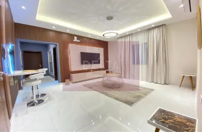 Apartment - 2 Bedrooms - 2 Bathrooms for rent in Busaiteen - Muharraq Governorate