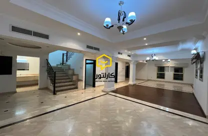 فيلا - 4 غرف نوم - 4 حمامات للايجار في الجنبية - المحافظة الشمالية