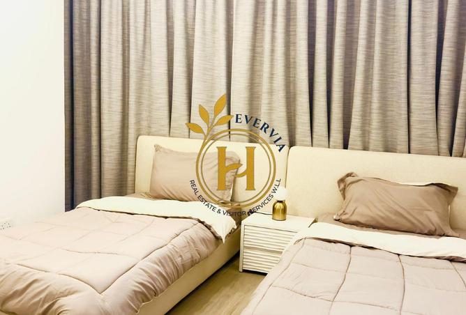 984244 - Property Image 2