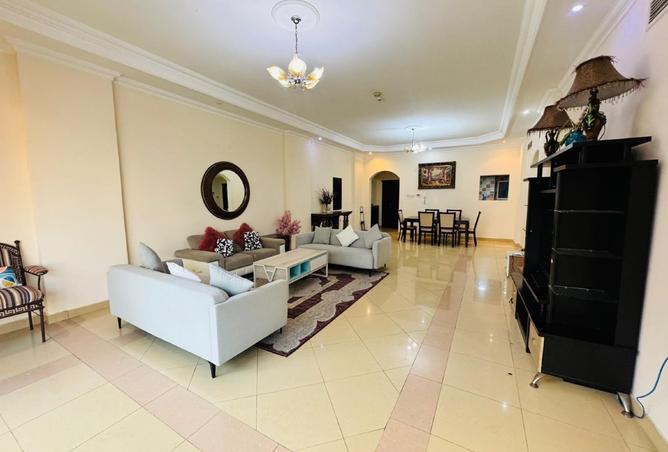 953278 - Property Image 2