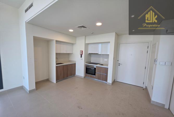 956088 - Property Image 3