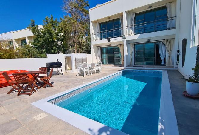 964971 - Property Main Image