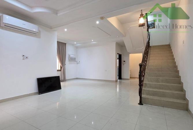 933406 - Property Image 3