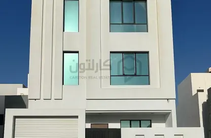 فيلا - 4 غرف نوم - 6 حمامات للبيع في البسيتين - المحرق