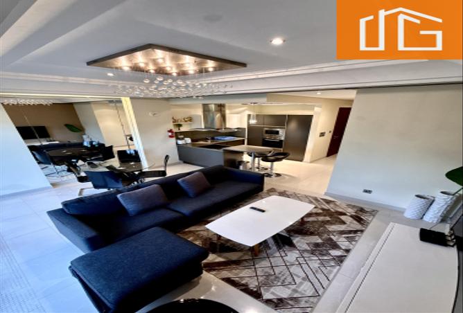 956701 - Property Image 2