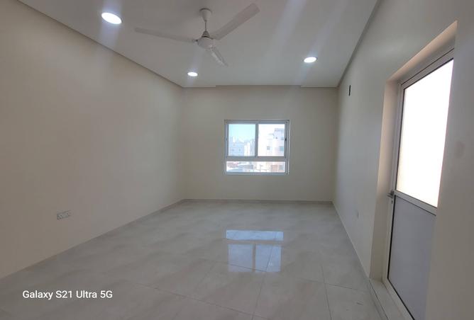 980905 - Property Image 2