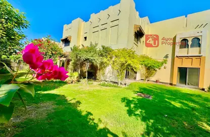 Villa - 5 Bedrooms - 5 Bathrooms for rent in Janabiya - Northern Governorate