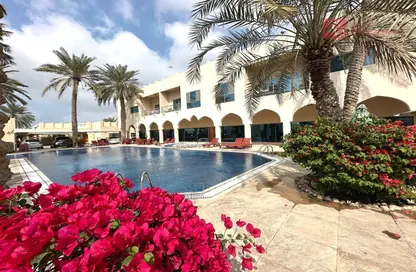 فيلا - 3 غرف نوم - 4 حمامات للايجار في الجسرة - المحافظة الشمالية