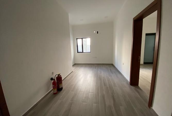 Apartment - 2 Bedrooms - 2 Bathrooms for rent in Jurdab - Central Governorate