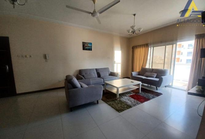 985185 - Property Image 3