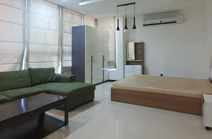 Apartment - Studio - 1 Bathroom for rent in Hidd - Muharraq Governorate