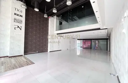 Reception / Lobby image for: Show Room - Studio - 4 Bathrooms for rent in Seef - Capital Governorate, Image 1