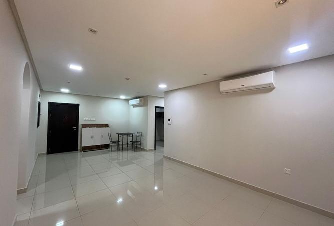 976081 - Property Image 2