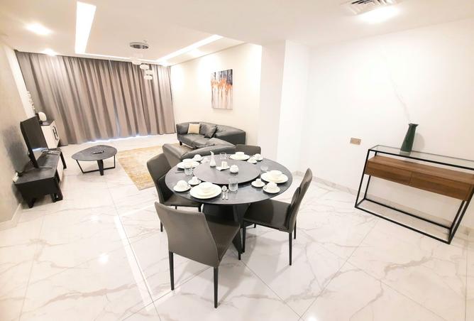 985379 - Property Image 2