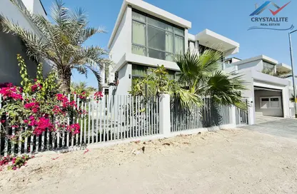 فيلا - 5 غرف نوم - 5 حمامات للايجار في الجنبية - المحافظة الشمالية فيلا - 5 غرف نوم - 5 حمامات للايجار في الجنبية - المحافظة الشمالية