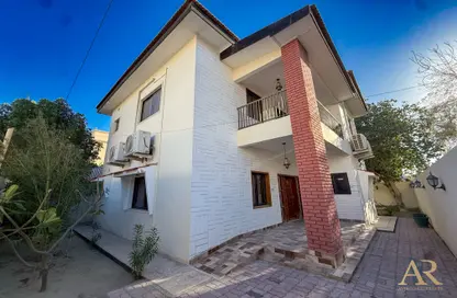 Villa - 4 Bedrooms - 5 Bathrooms for rent in Budaiya - Northern Governorate