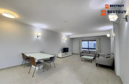 Apartment - 2 Bedrooms - 2 Bathrooms for rent in Al Juffair - Capital Governorate