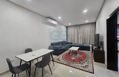 Apartment - 2 Bedrooms - 2 Bathrooms for rent in Mahooz - Manama - Capital Governorate