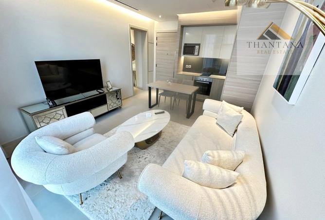 975321 - Property Image 2