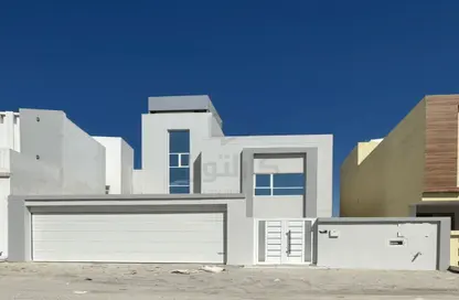 Villa - 4 Bedrooms - 5 Bathrooms for sale in Hamala - Northern Governorate