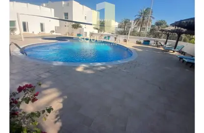 Villa - 4 Bedrooms - 3 Bathrooms for rent in Janabiya - Northern Governorate