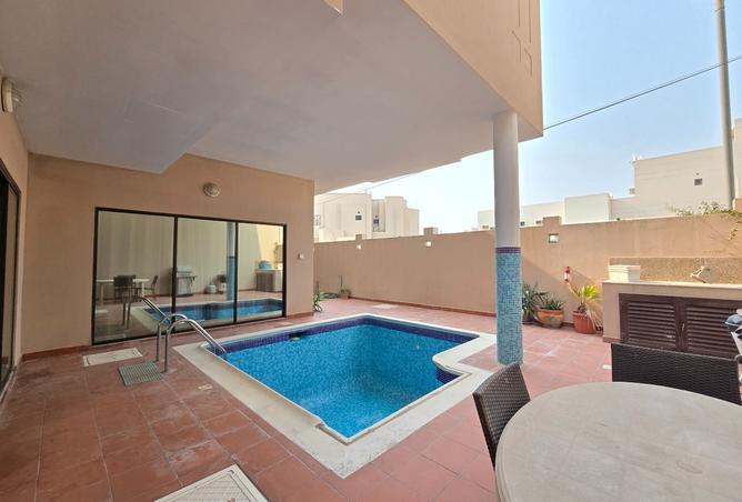 948619 - Property Image 2