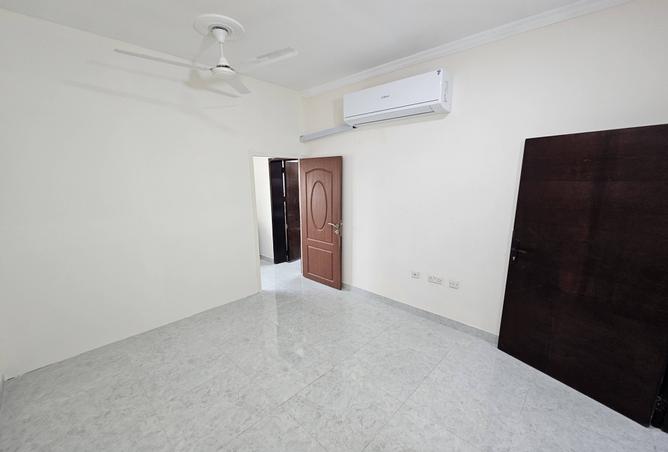 972189 - Property Image 3